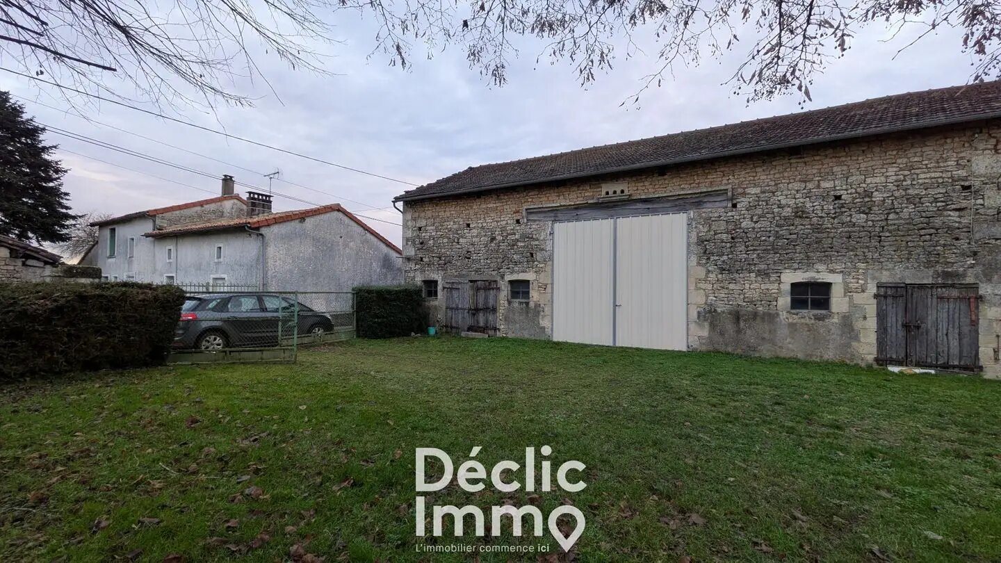Maison à vendre, 104m², Londigny