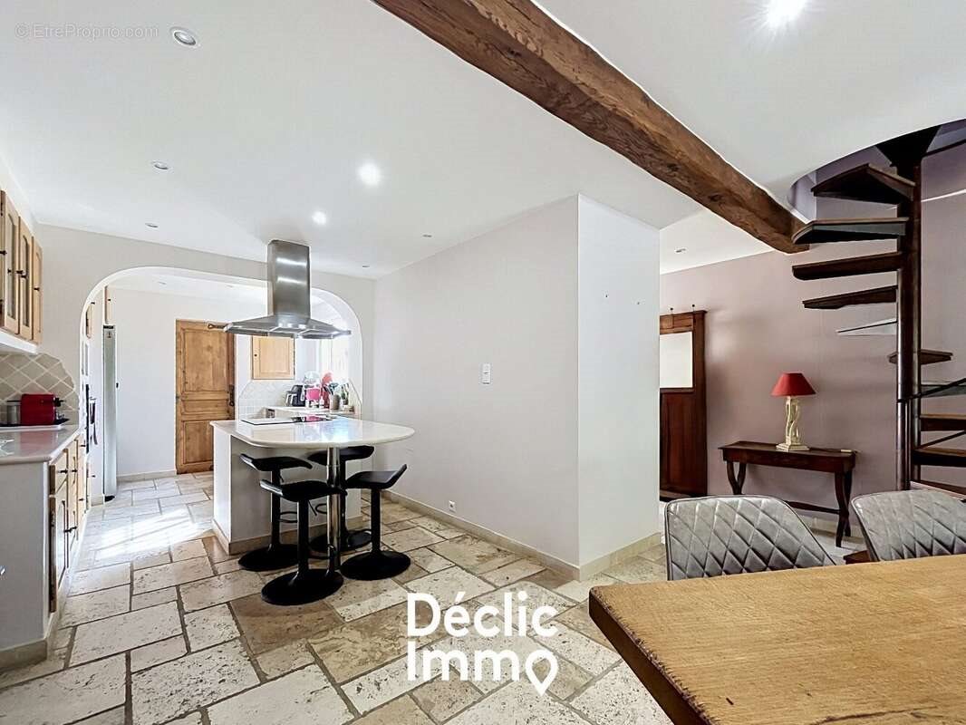 Maison à vendre, 105m², Grasse