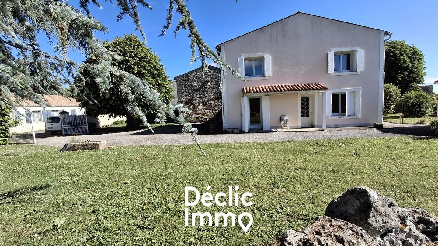 Maison à vendre, 120m², Pont-l'Abbé-d'Arnoult