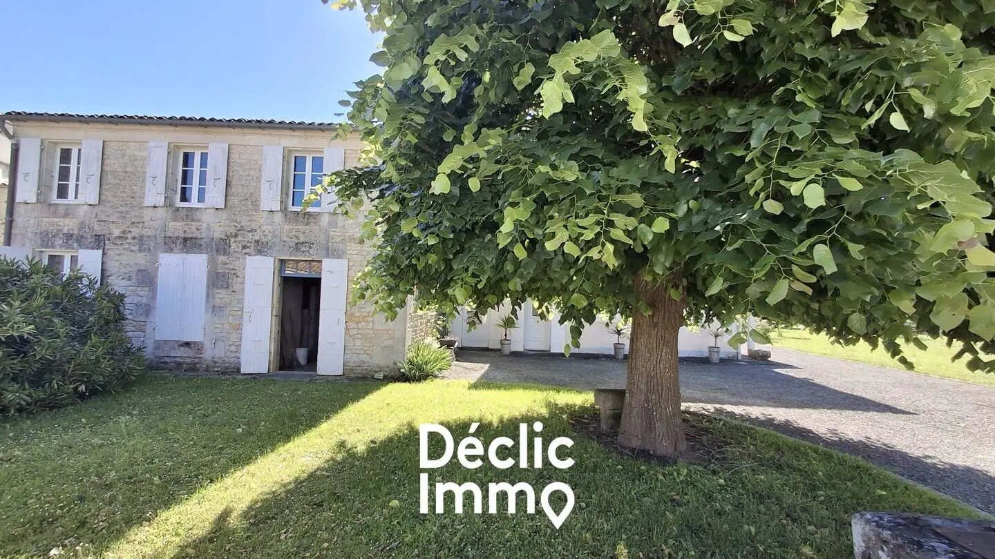 Maison à vendre, 120m², Pont-l'Abbé-d'Arnoult