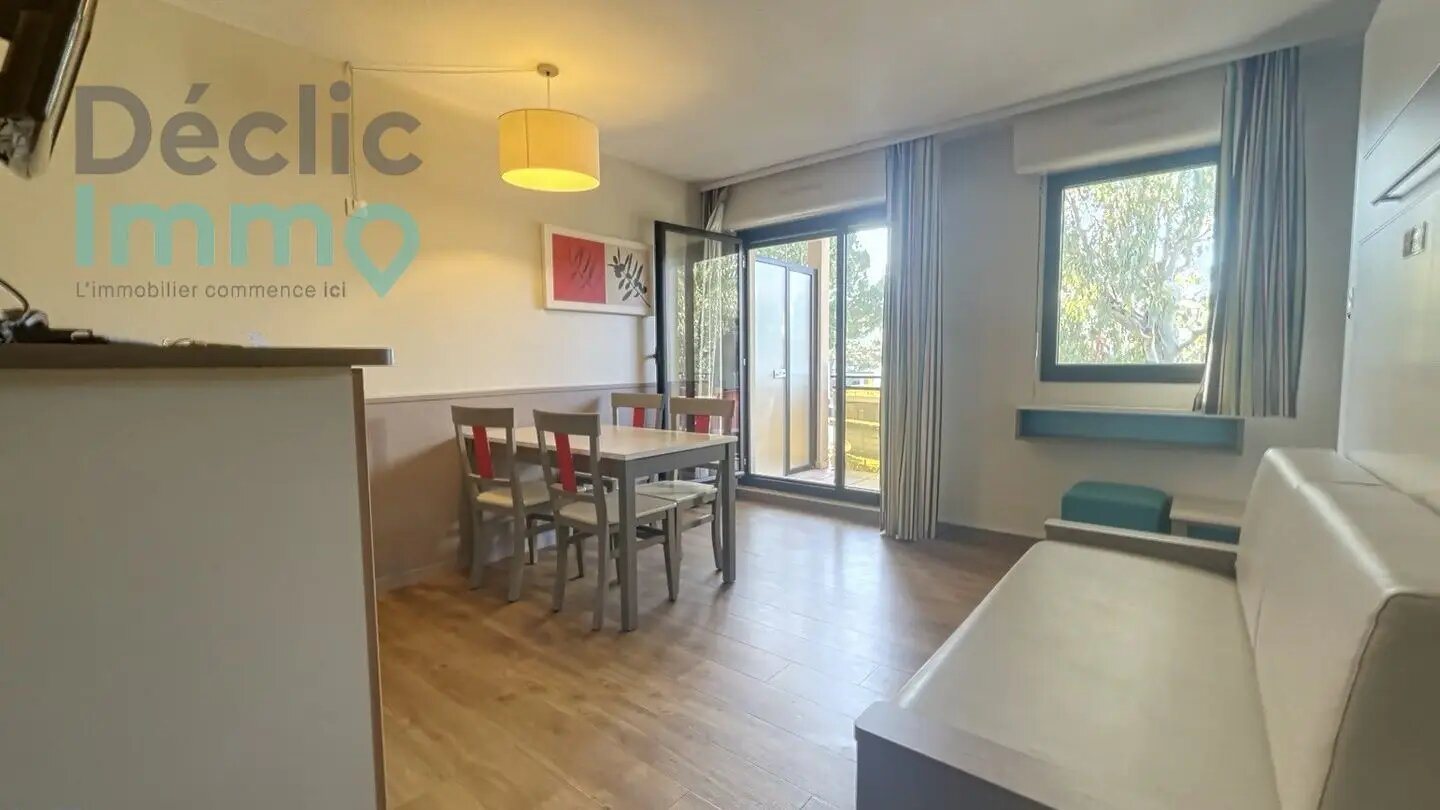 Appartement à louer, 25m², Mandelieu-la-Napoule