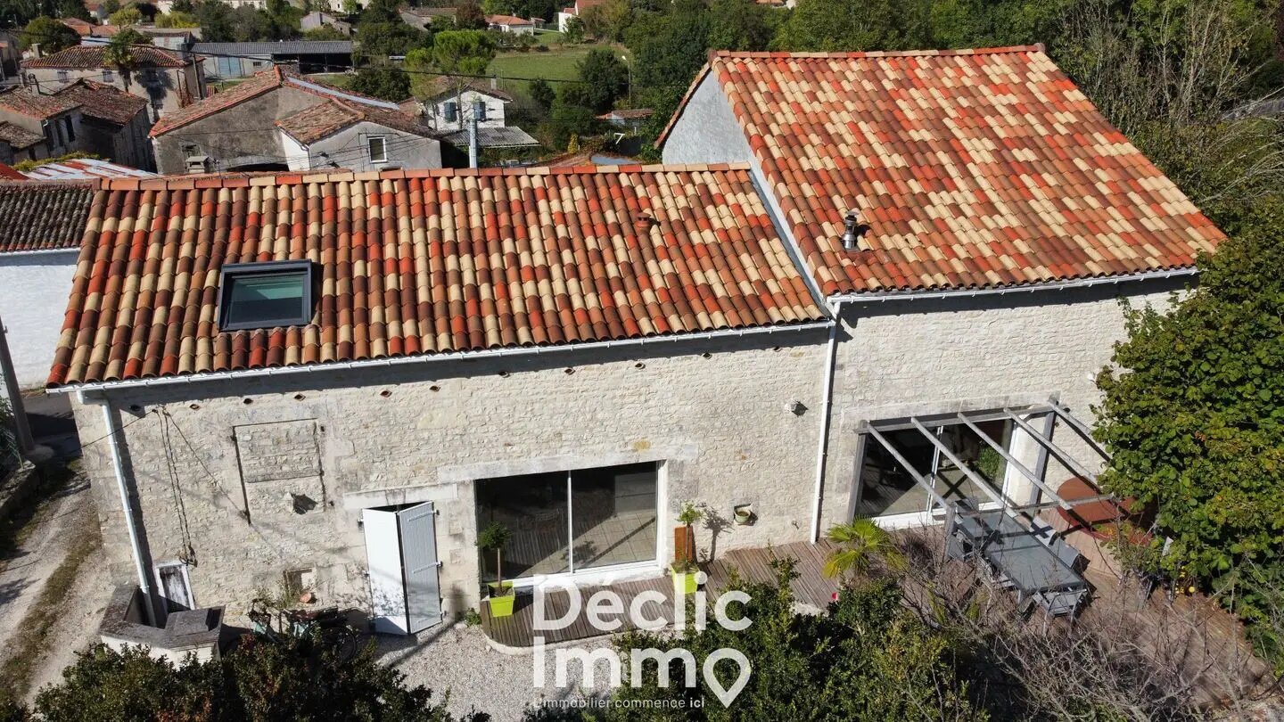 Maison à vendre, 173m², Saint-Amant-de-Boixe