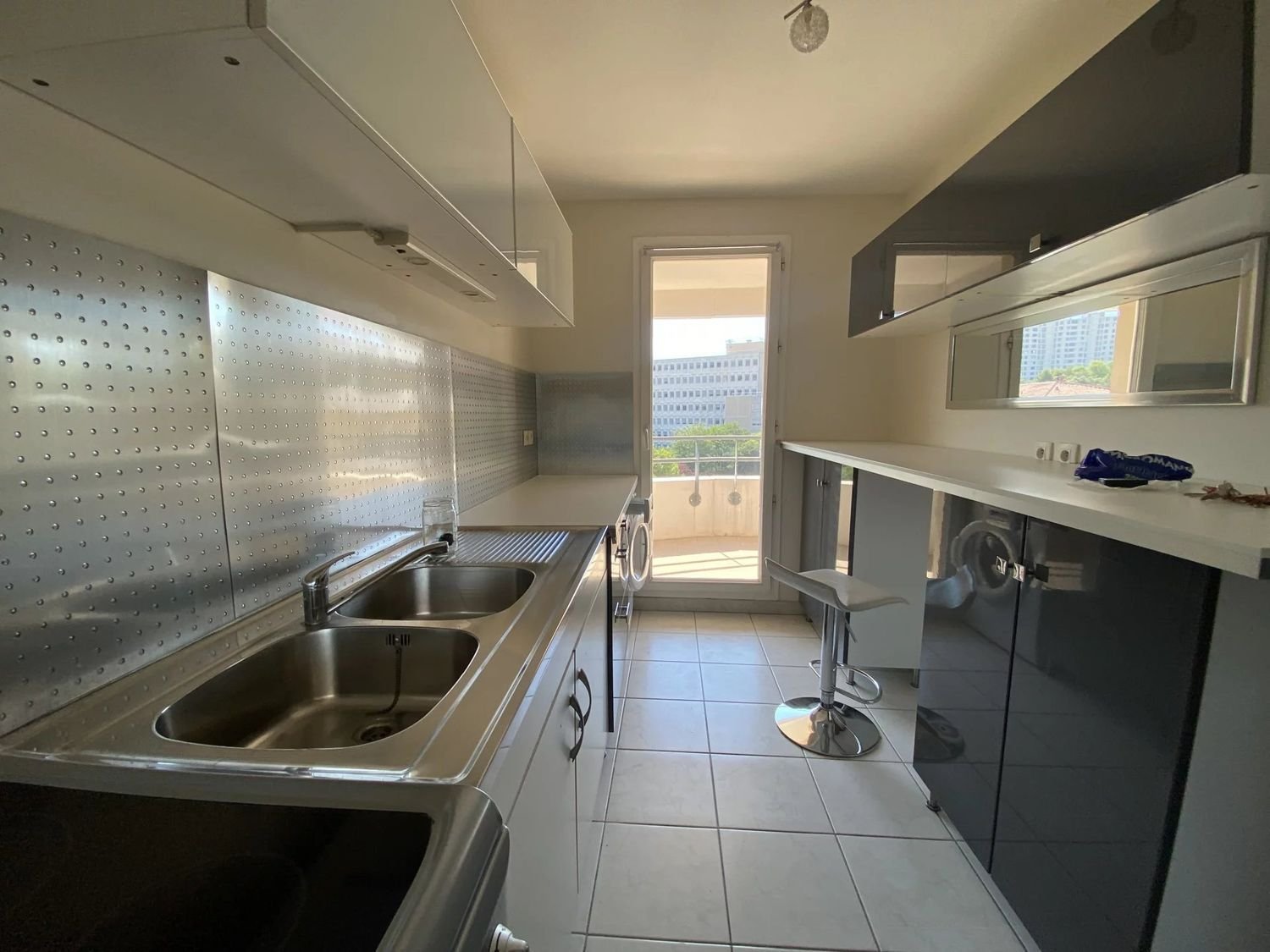 Appartement à louer, 47m², Marseille 9ème