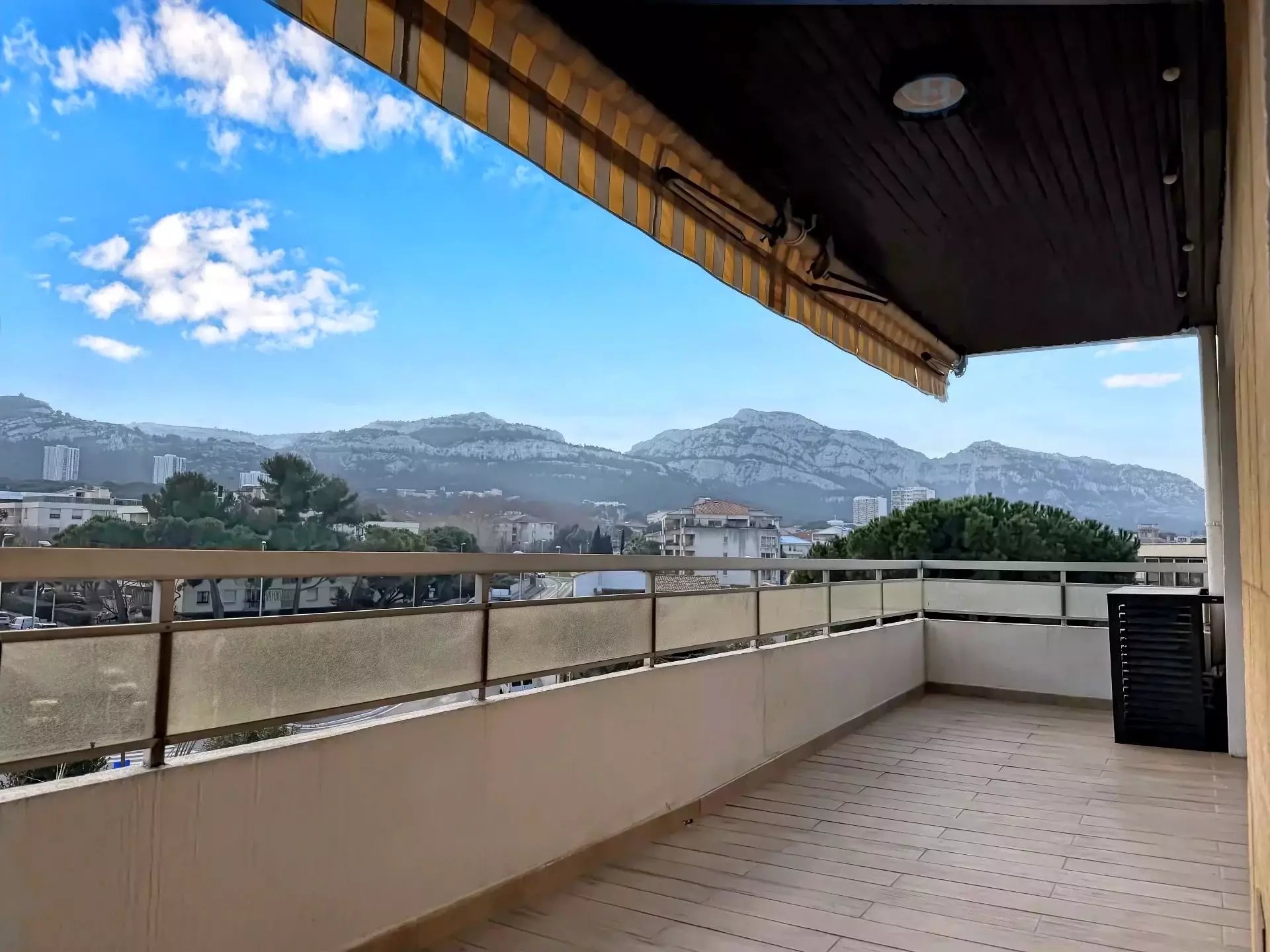 Appartement à louer, 85m², Marseille 9ème