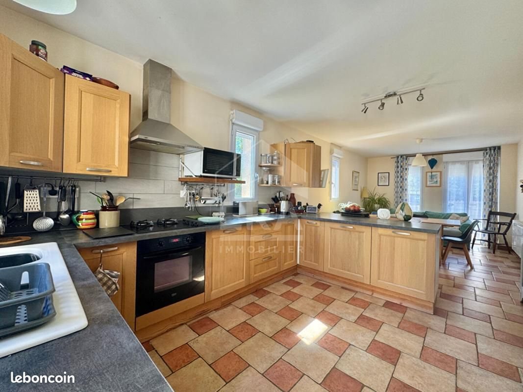 Maison à vendre, 130m², Surgères