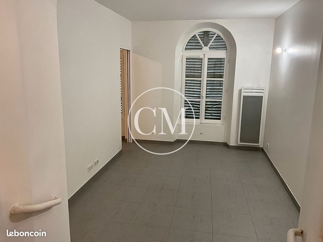 Appartement à louer, 37m², Versailles