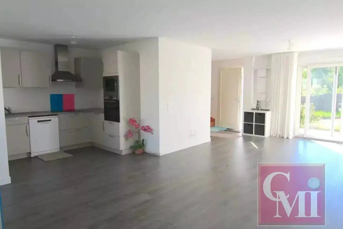 Maison à vendre, 94m², Saint-Chéron