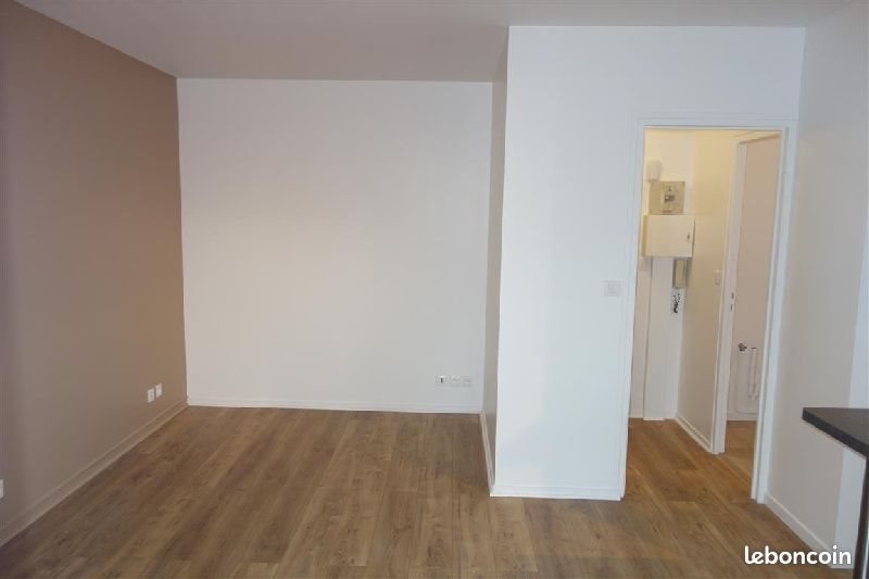Appartement à louer, 28m², Sainte-Geneviève-des-Bois