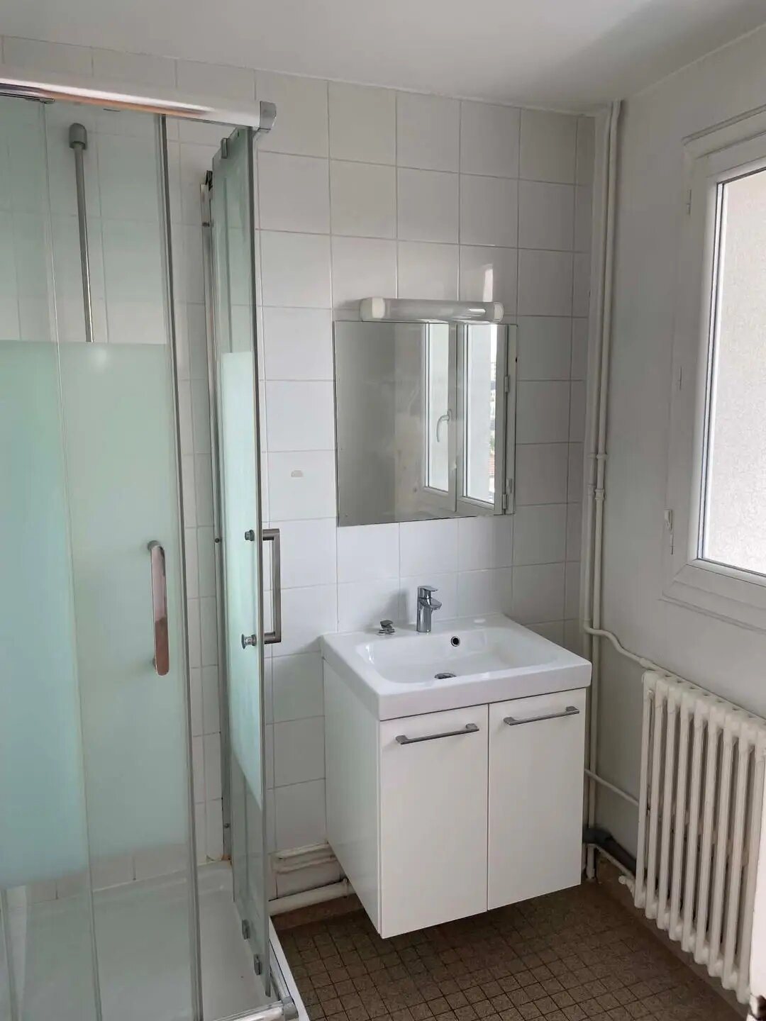 Appartement à louer, 29m², Suresnes