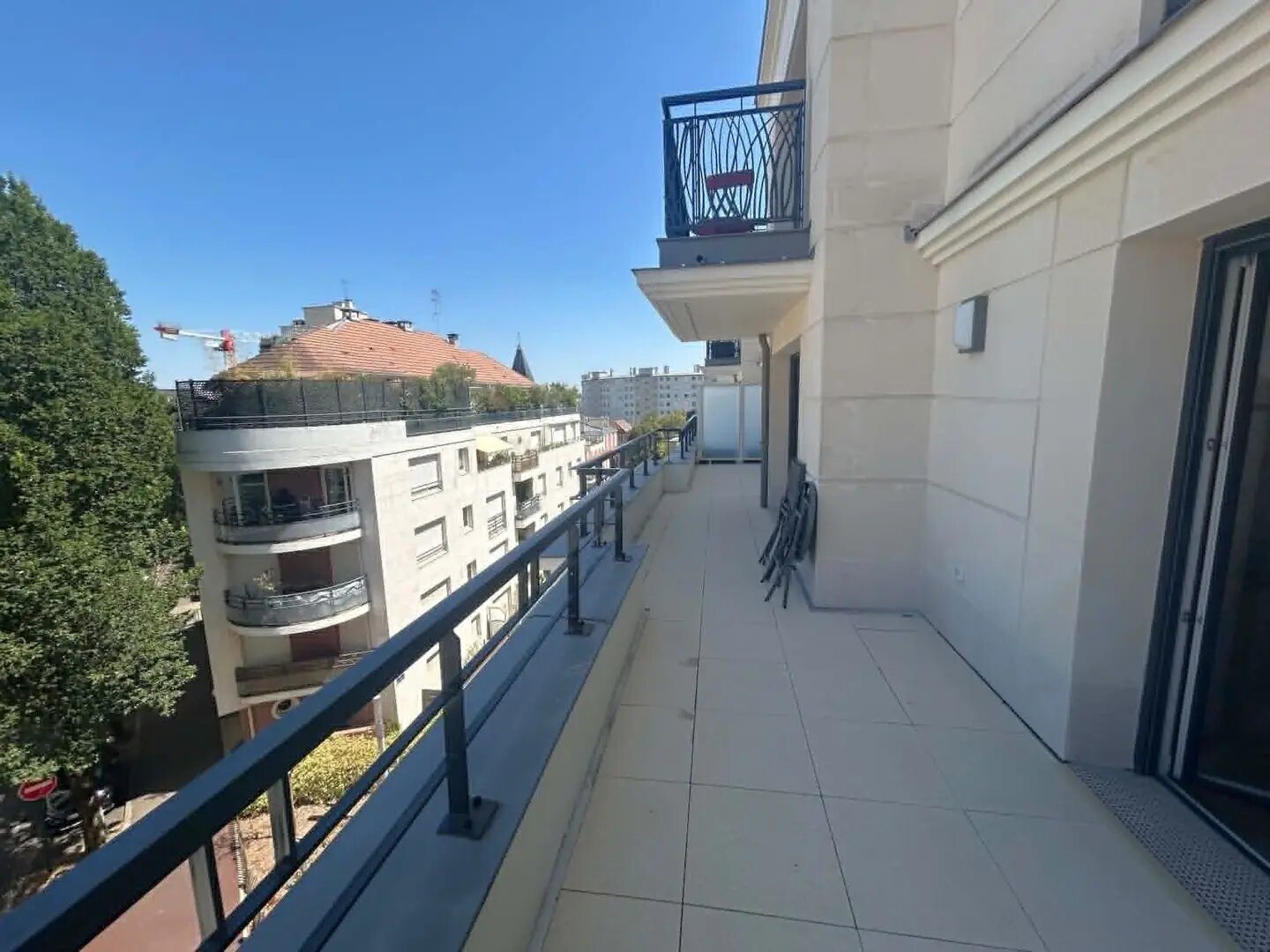 Appartement à louer, 56m², Suresnes