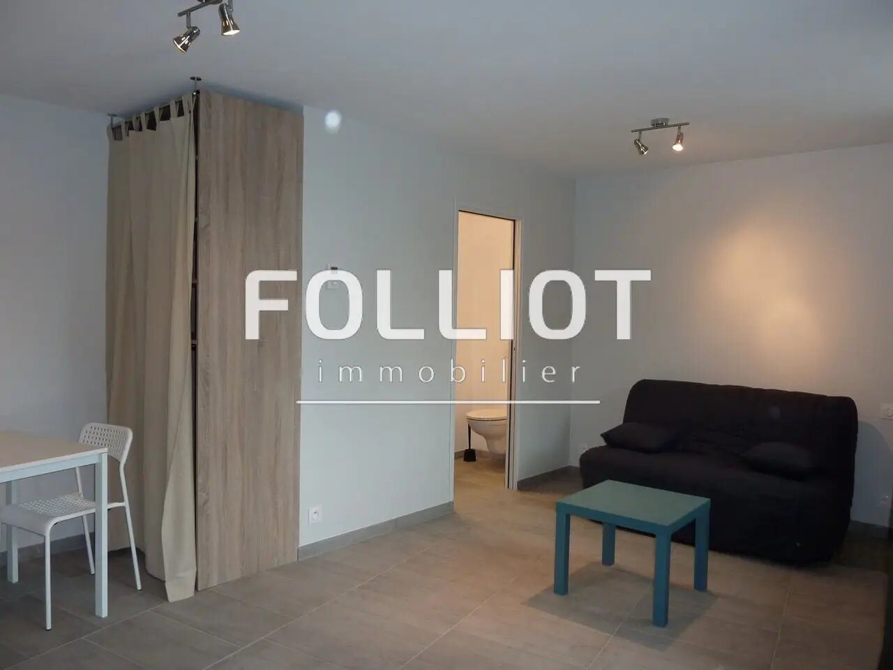 Appartement à louer, 19m², Fougères