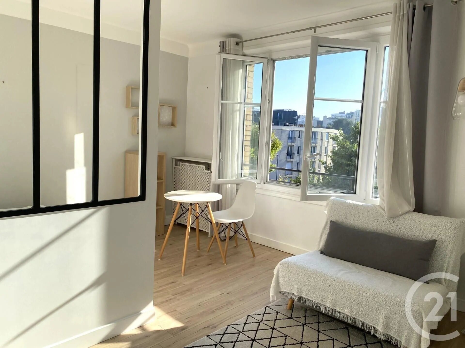 Appartement à louer, 26m², Issy-les-Moulineaux