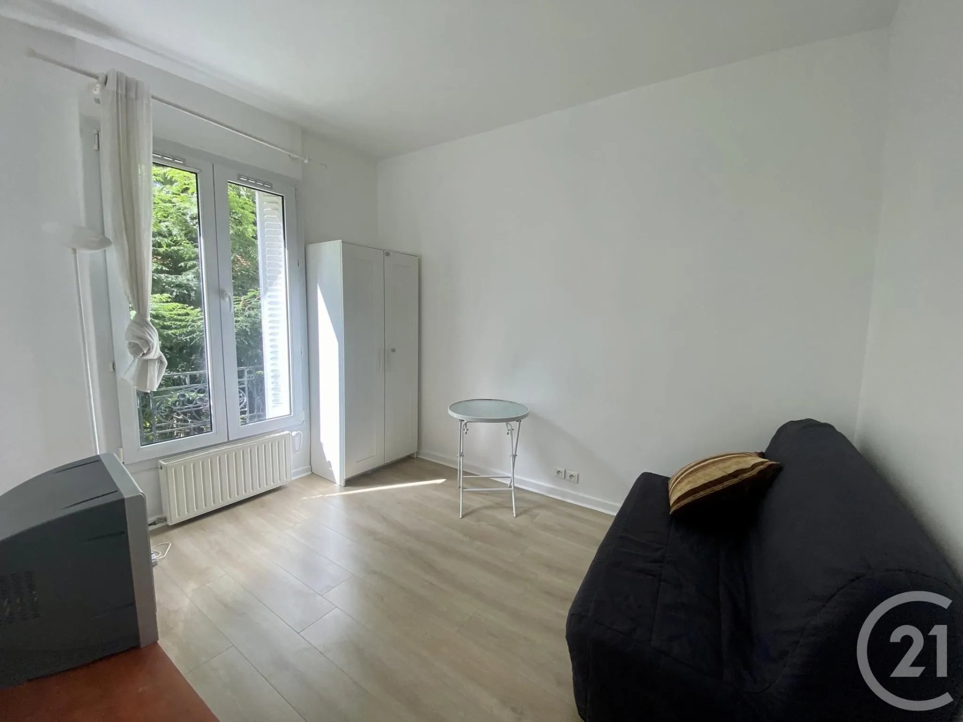 Appartement à louer, 19m², Issy-les-Moulineaux