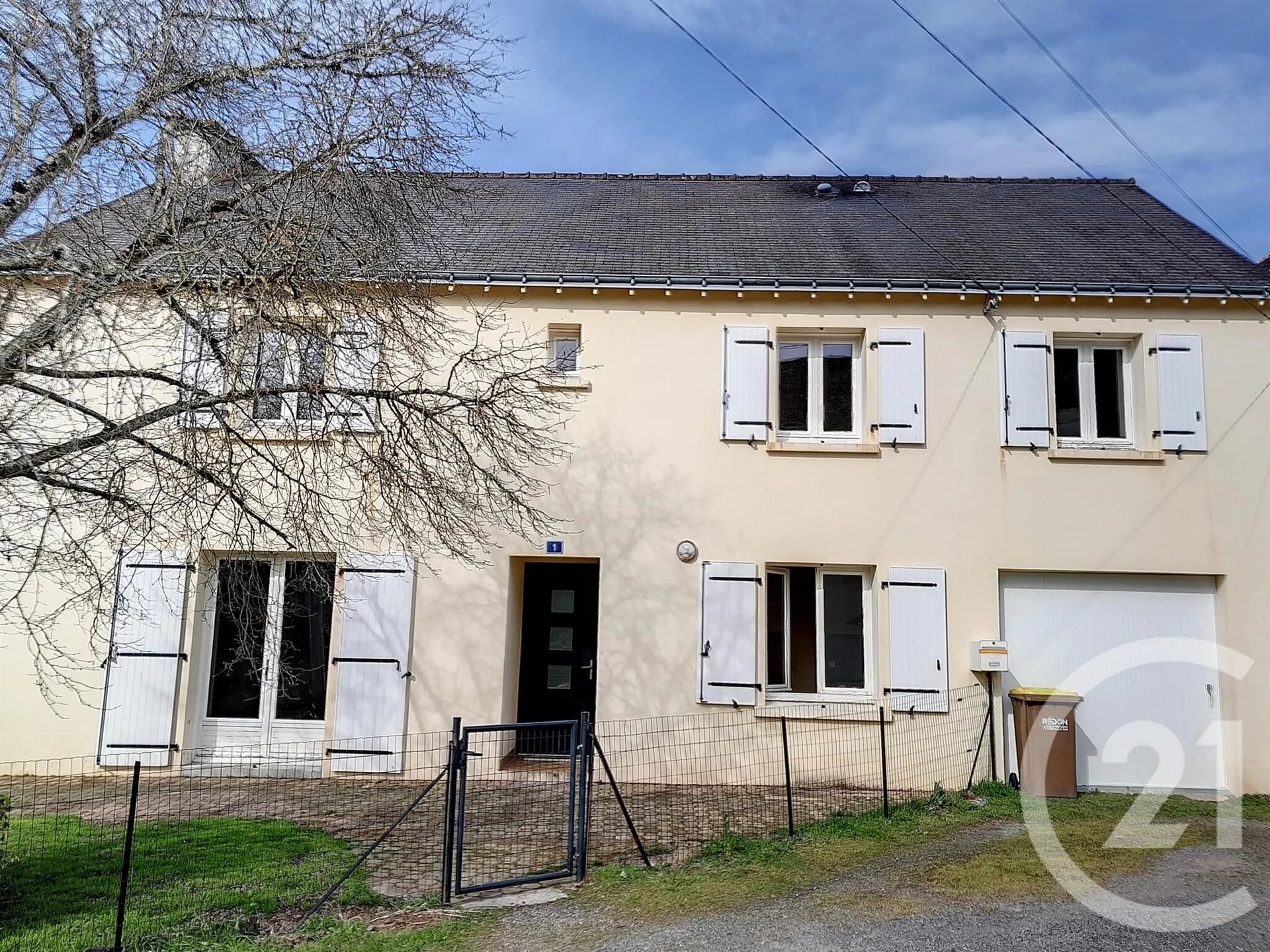 Maison à louer, 127m², Bains-sur-Oust