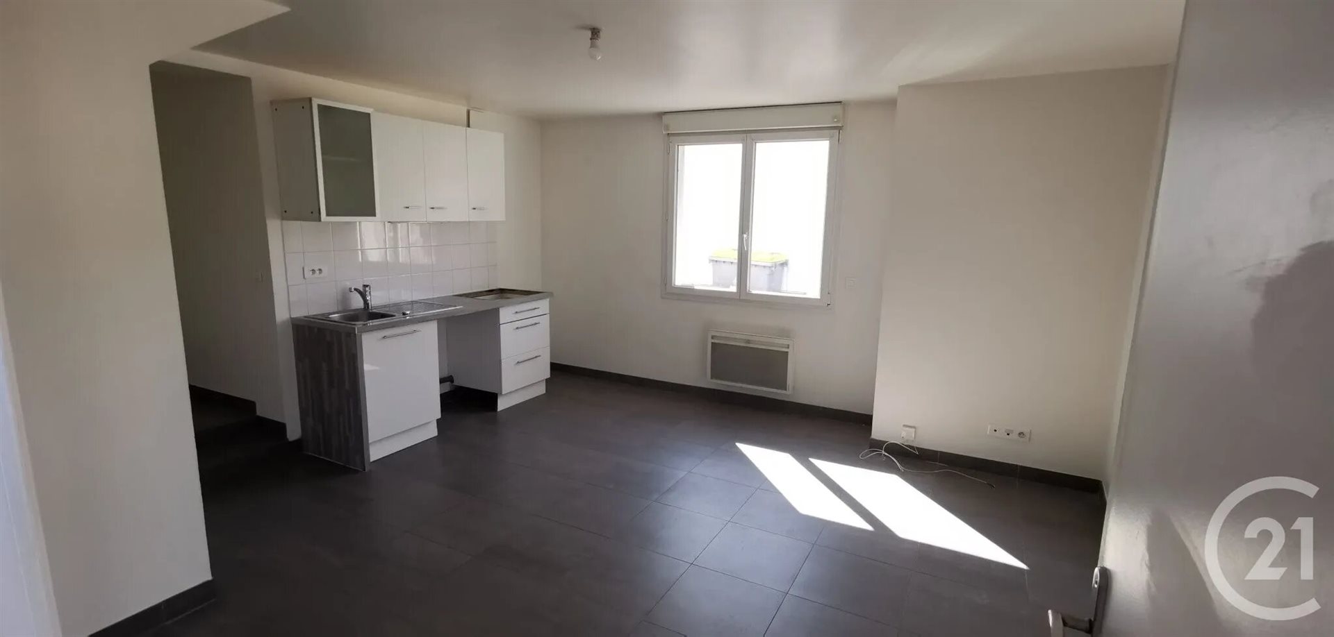 Appartement à louer, 42m², Fosses