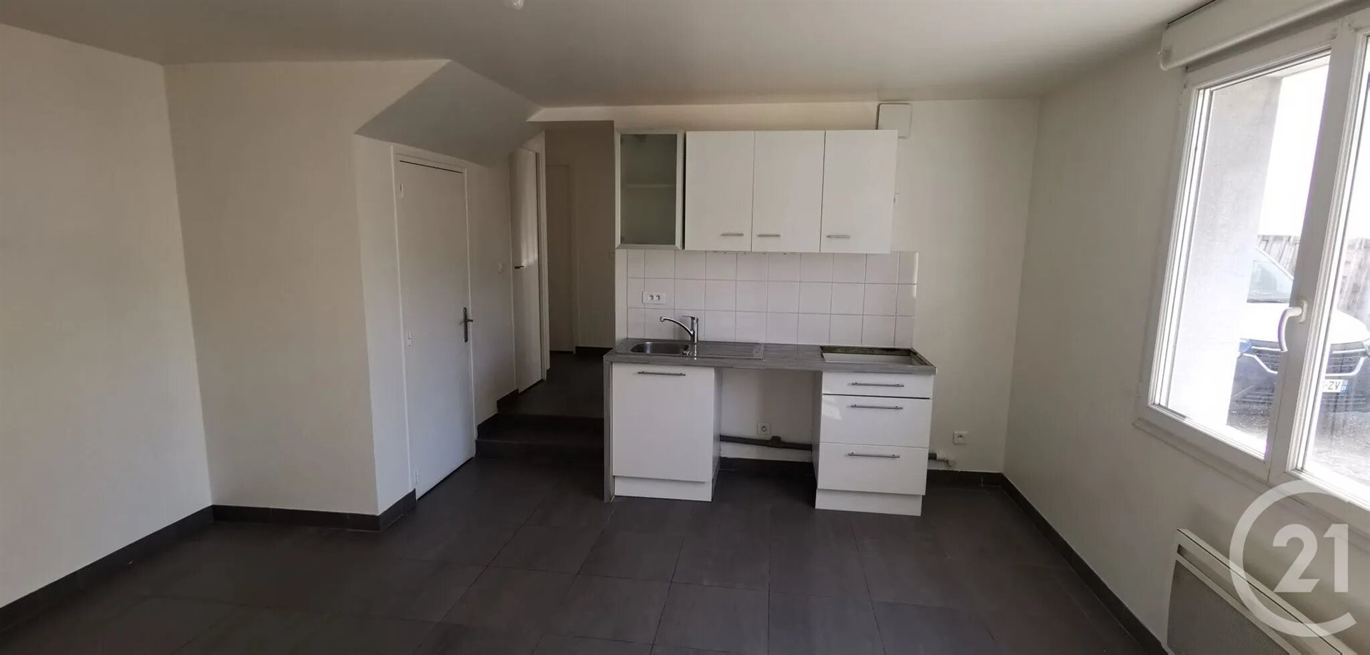 Appartement à louer, 42m², Fosses