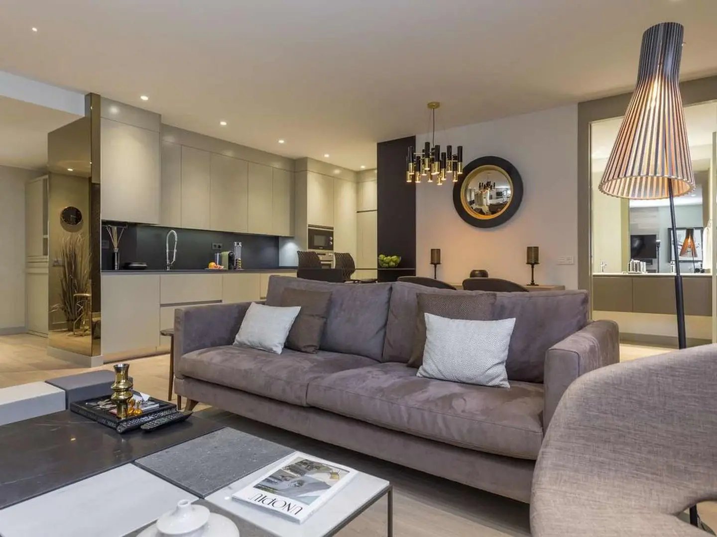 Appartement à louer, 57m², Paris 8ème
