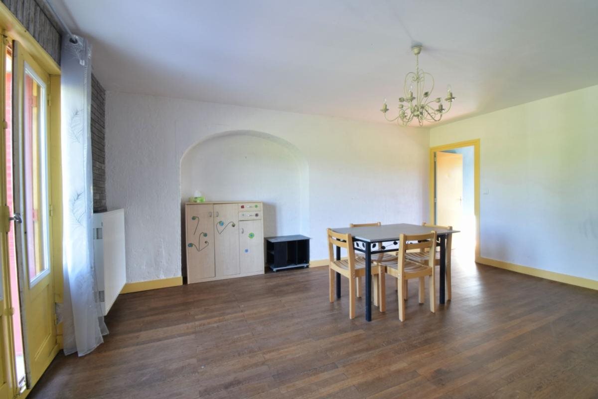 Maison à vendre, 77m², Auzelles