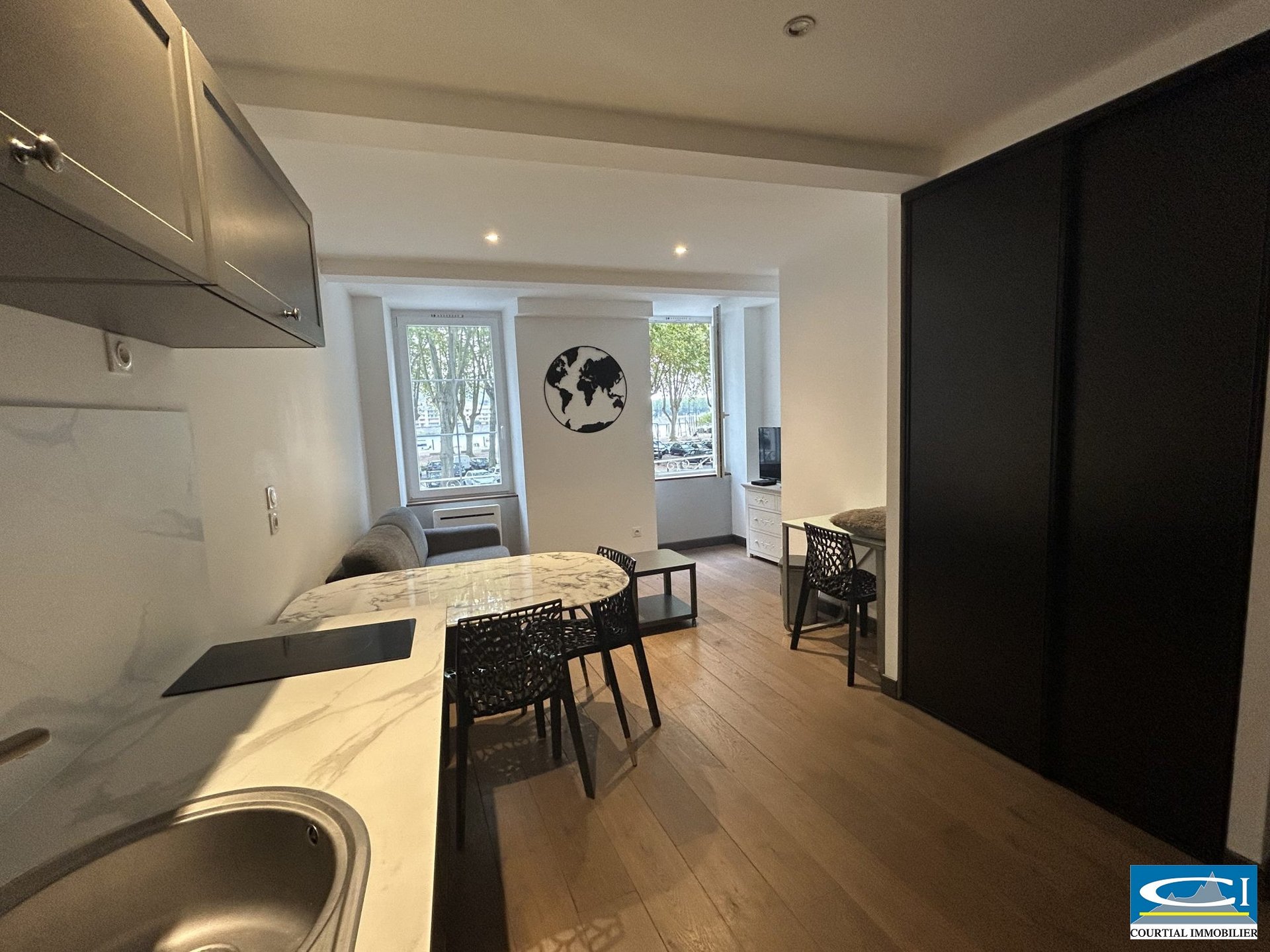 Appartement à louer, 24m², Tournon-sur-Rhône