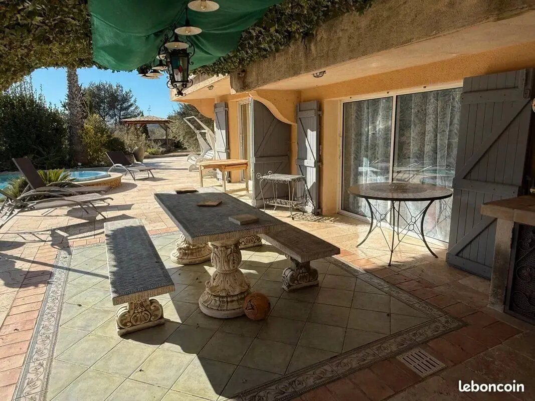 Appartement à louer, 75m², Auriol