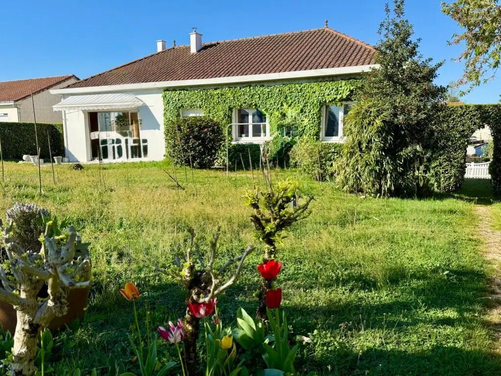 Maison à vendre, 159m², Mortagne-sur-Sèvre