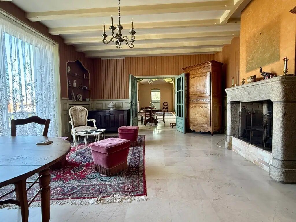 Maison à vendre, 159m², Mortagne-sur-Sèvre