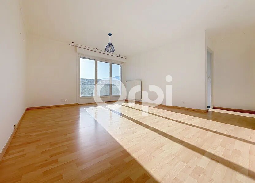 Appartement à vendre, 66m², Valleiry