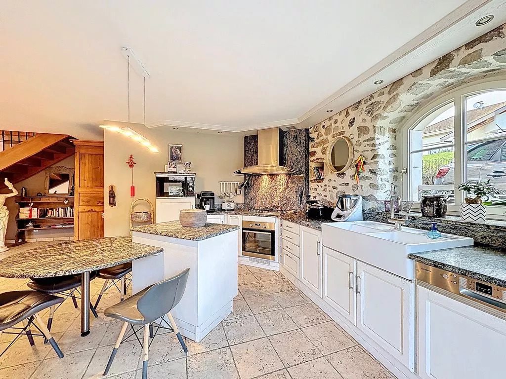 Maison à vendre, 214m², Cernex