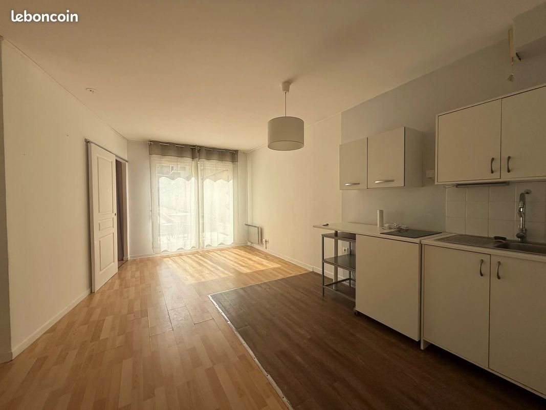 Appartement à louer, 40m², Chelles
