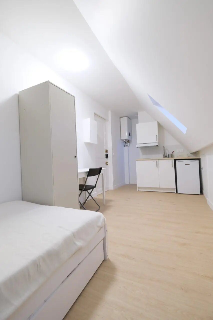 Appartement à louer, 11m², Paris 8ème