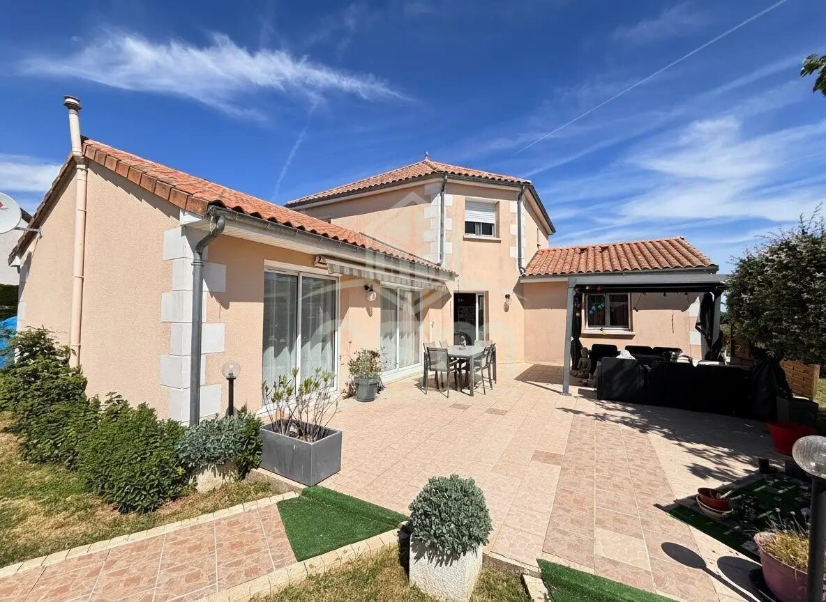 Maison à vendre, 169m², Noyant-de-Touraine