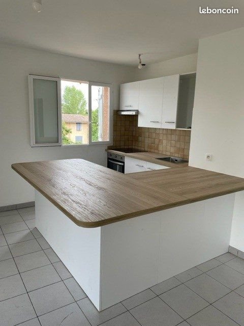 Appartement à louer, 65m², Ondes