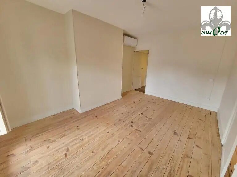 Appartement à louer, 101m², Pierre-de-Bresse