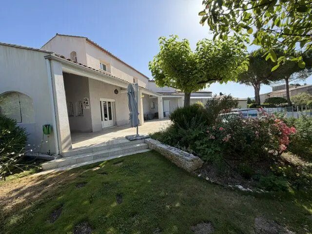 Maison à vendre, 208m², Poussan