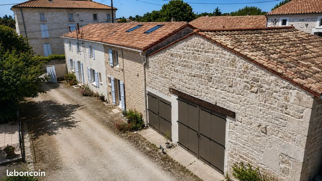 Maison à vendre, 136m², Benet