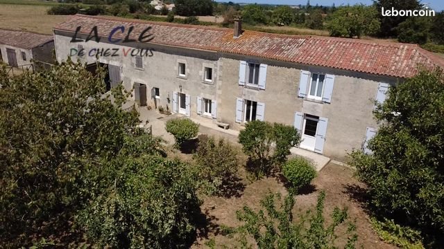 Maison à vendre, 176m², Saint-Pierre-le-Vieux