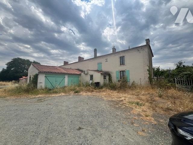 Maison à vendre, 130m², Saint-Pierre-le-Vieux