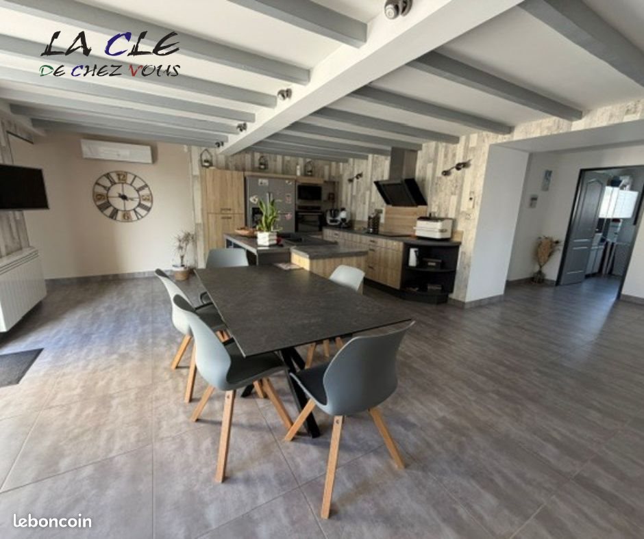 Maison à vendre, 207m², Villiers-en-Plaine