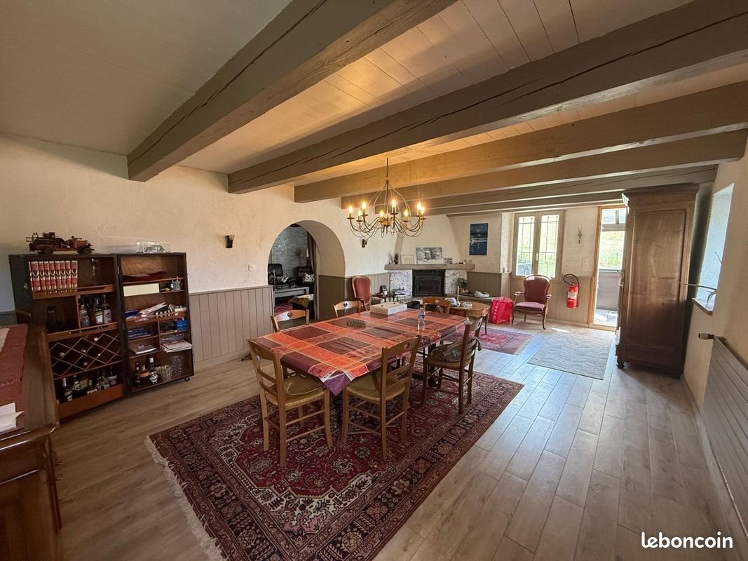 Maison à vendre, 180m², Saint-Jean-de-Tholome