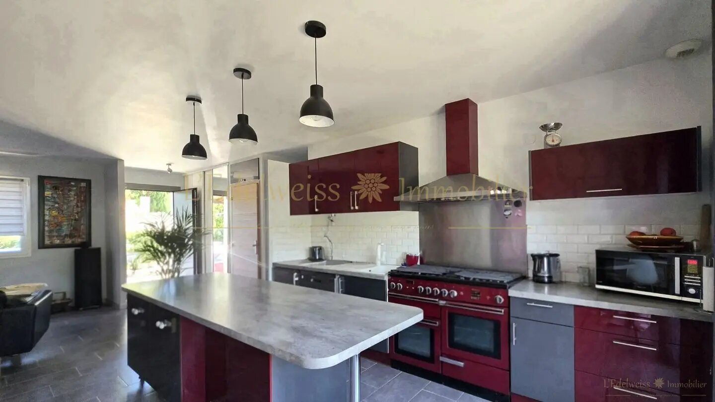 Maison à vendre, 82m², Sernhac
