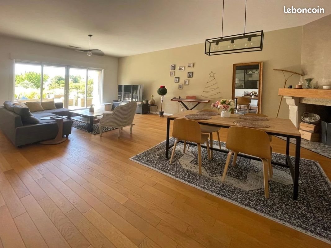 Maison à vendre, 176m², Saint-Médard-d'Eyrans