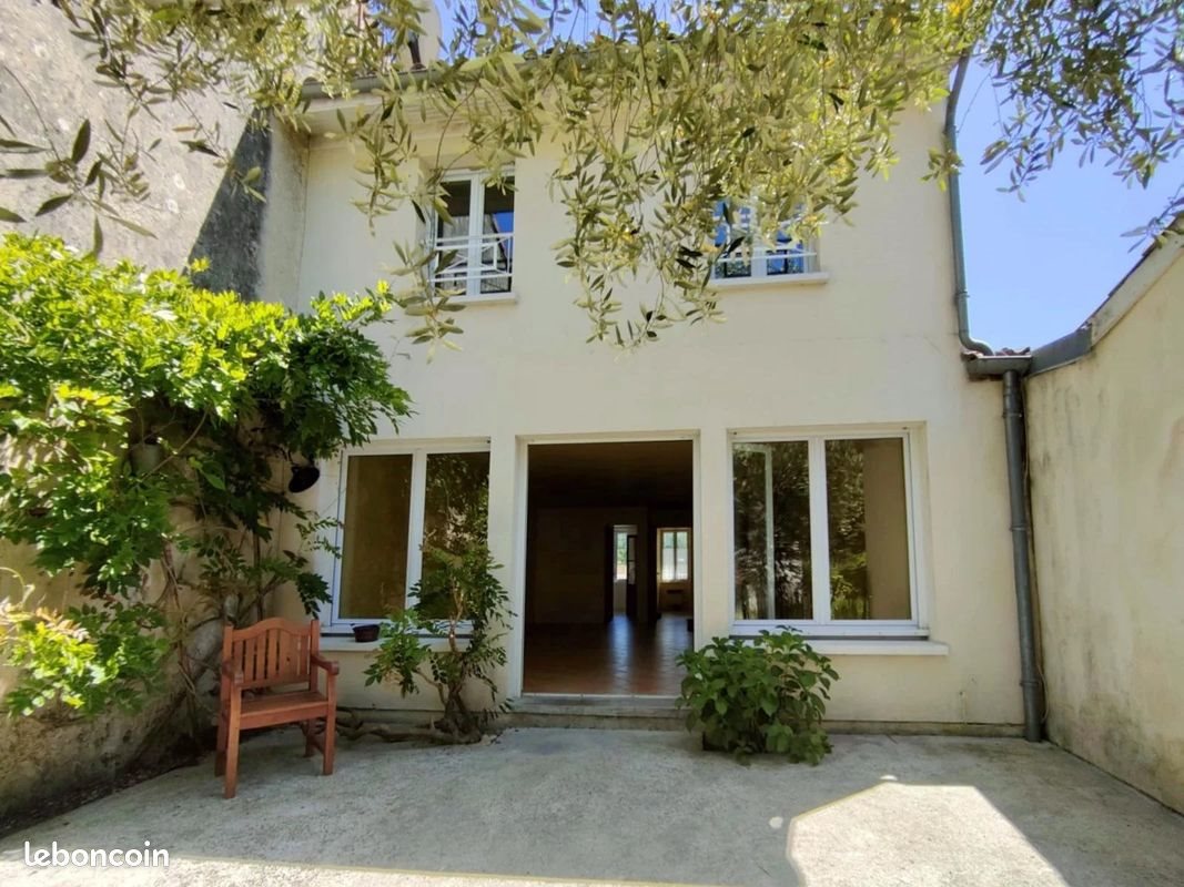 Maison à vendre, 137m², La Brède