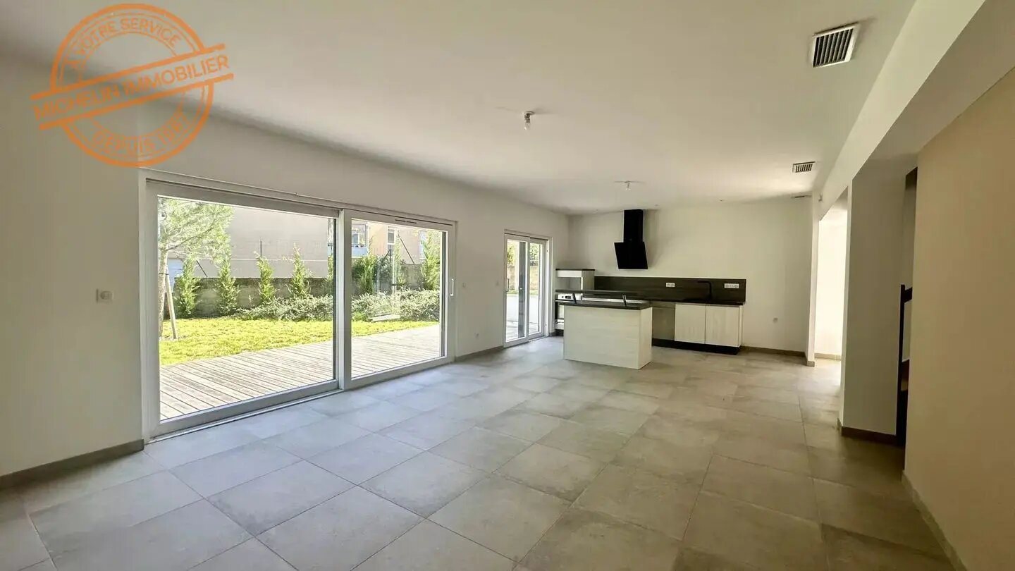 Maison à vendre, 136m², Champagne-au-Mont-d'Or