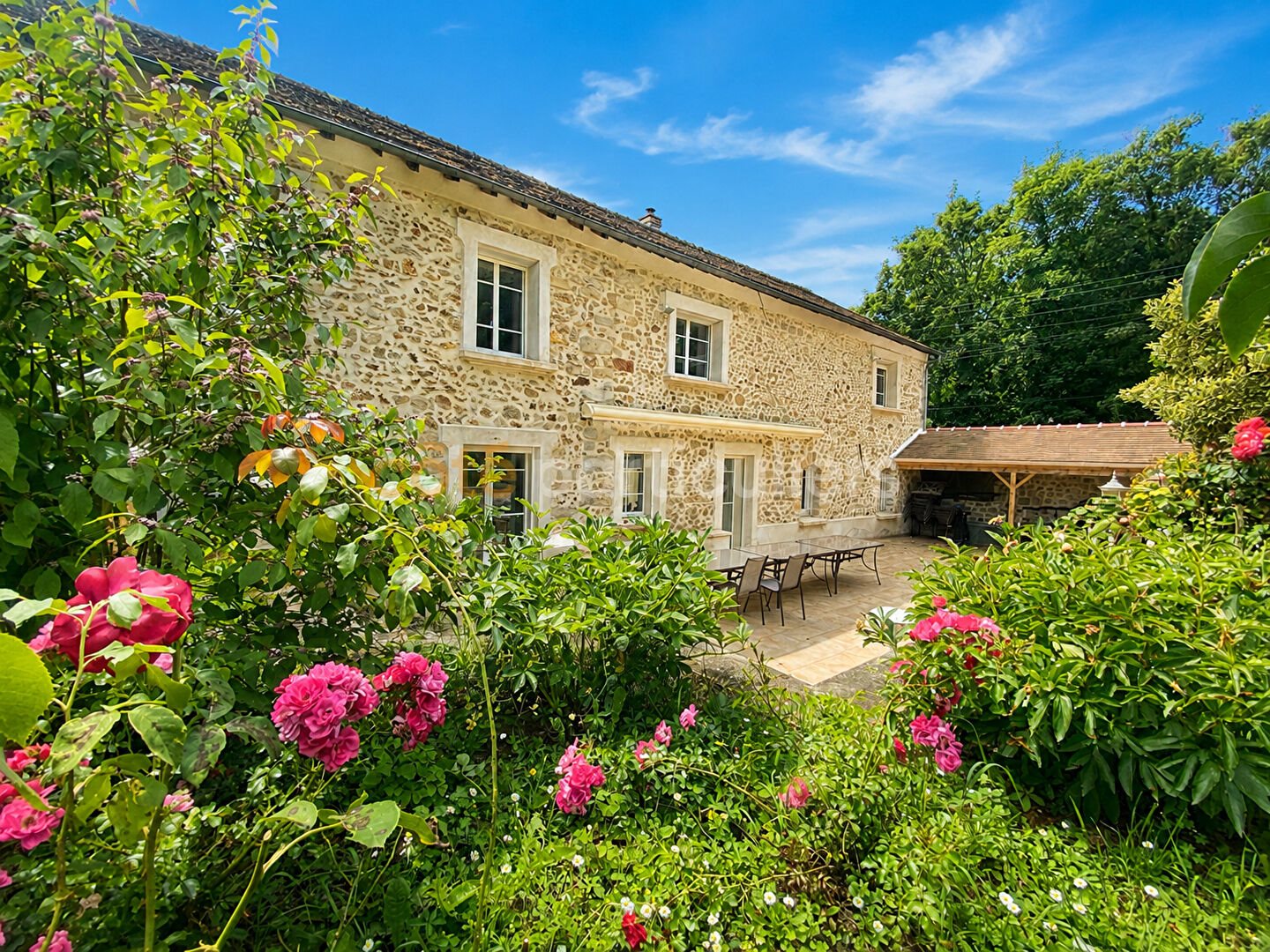 Maison à vendre, 290m², Bruyères-le-Châtel