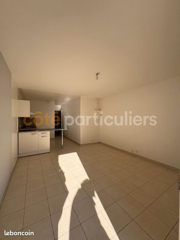 Appartement à louer, 32m², Linas