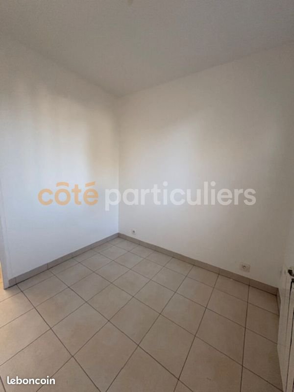 Appartement à louer, 32m², Linas