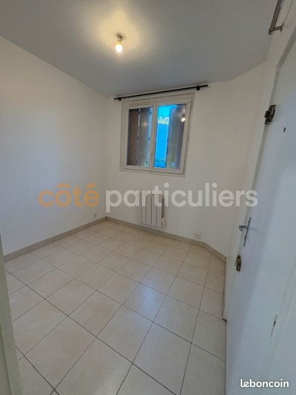 Appartement à louer, 32m², Linas