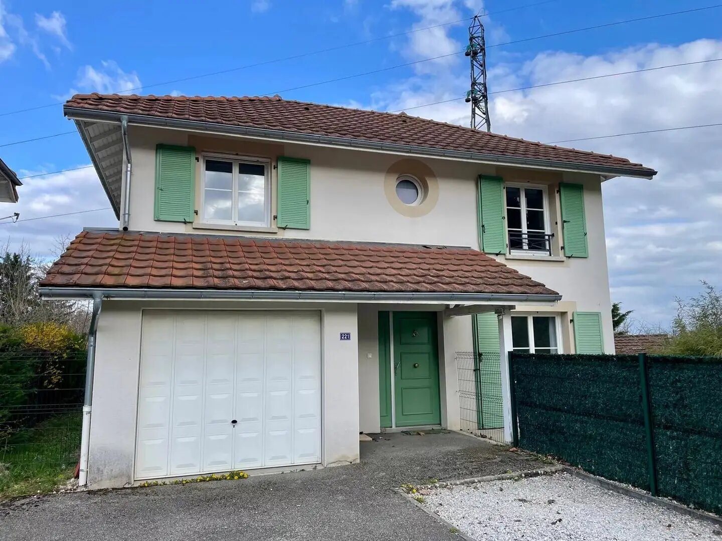 Maison à louer, 102m², Gex