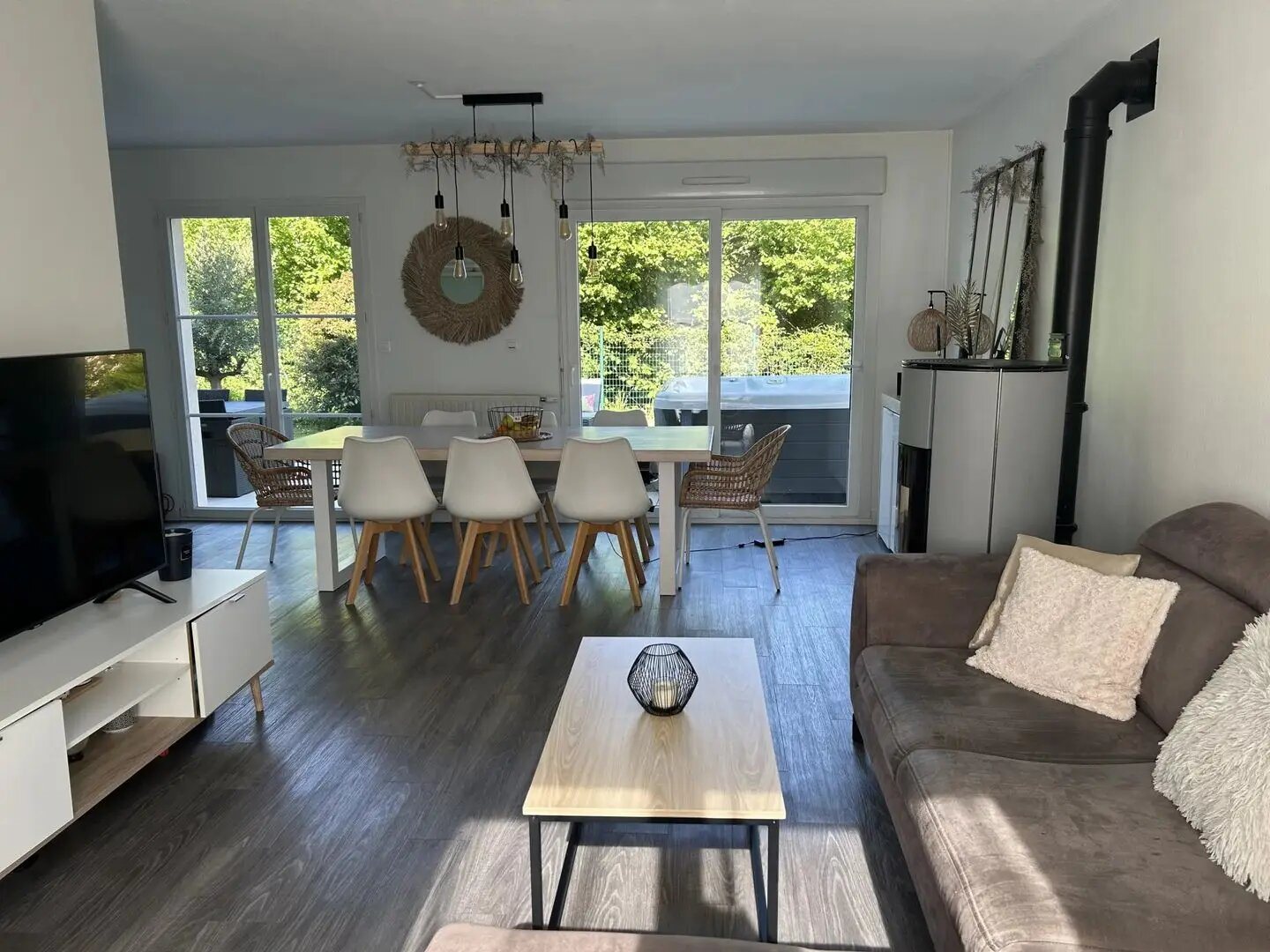 Maison à louer, 102m², Gex