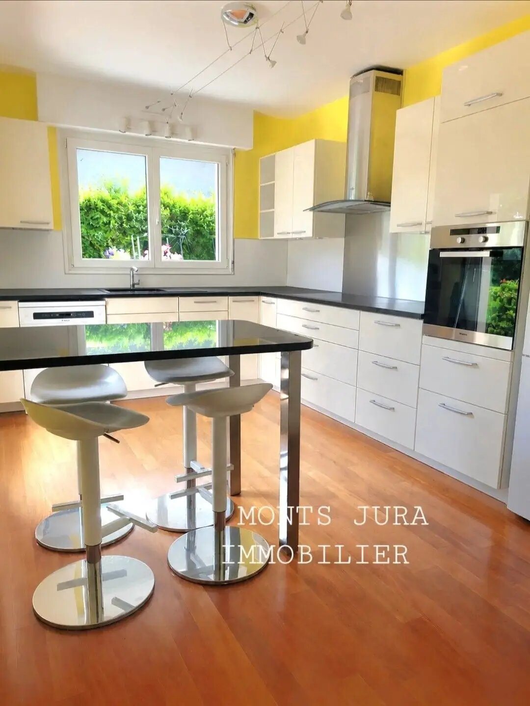 Maison à vendre, 172m², Gex